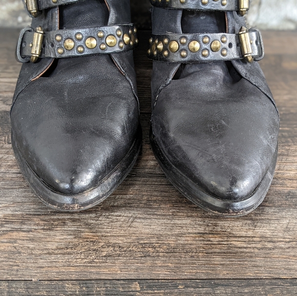 ⚡SOLD⚡A.S.98 Bronze Studded Black Leather Frankie Boot w. Pointed Toe - Picture 3 of 13
